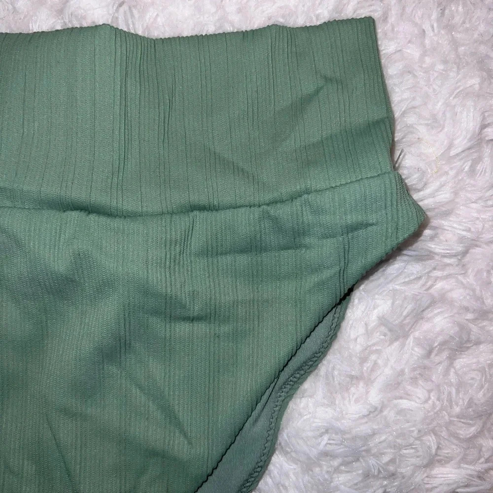 Aerie Hunter Green / Pale Green Ribbed Swimsuit Bottoms, like new